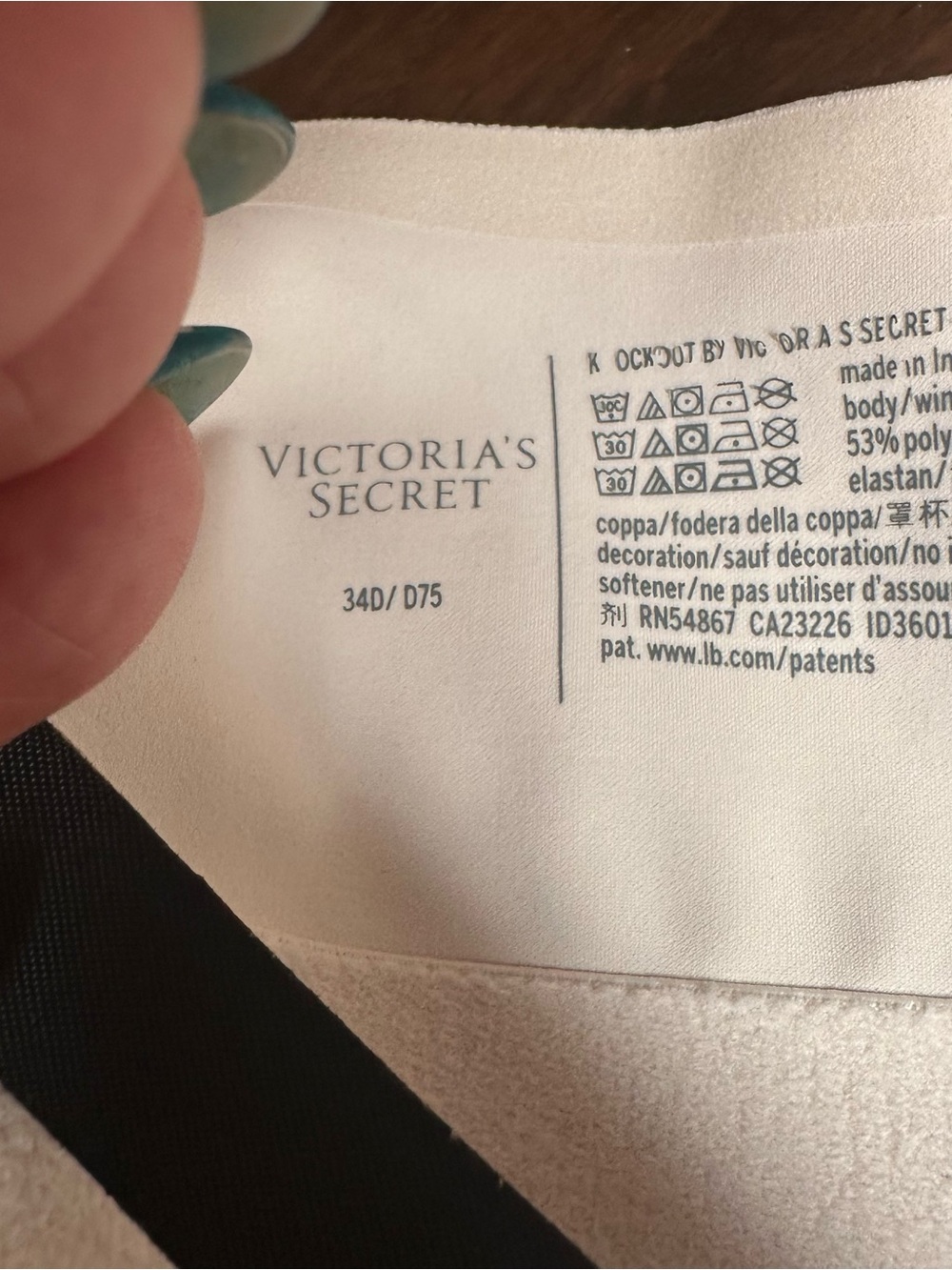 Victoria's Secret VSX Knockout Front-Close Sports Bra Bare Pink Size 34D - Picture 12 of 13